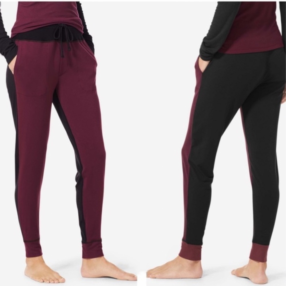 NWT Tommy John Colorblock Lounge Joggers in Wine Tasting Maroon/Black